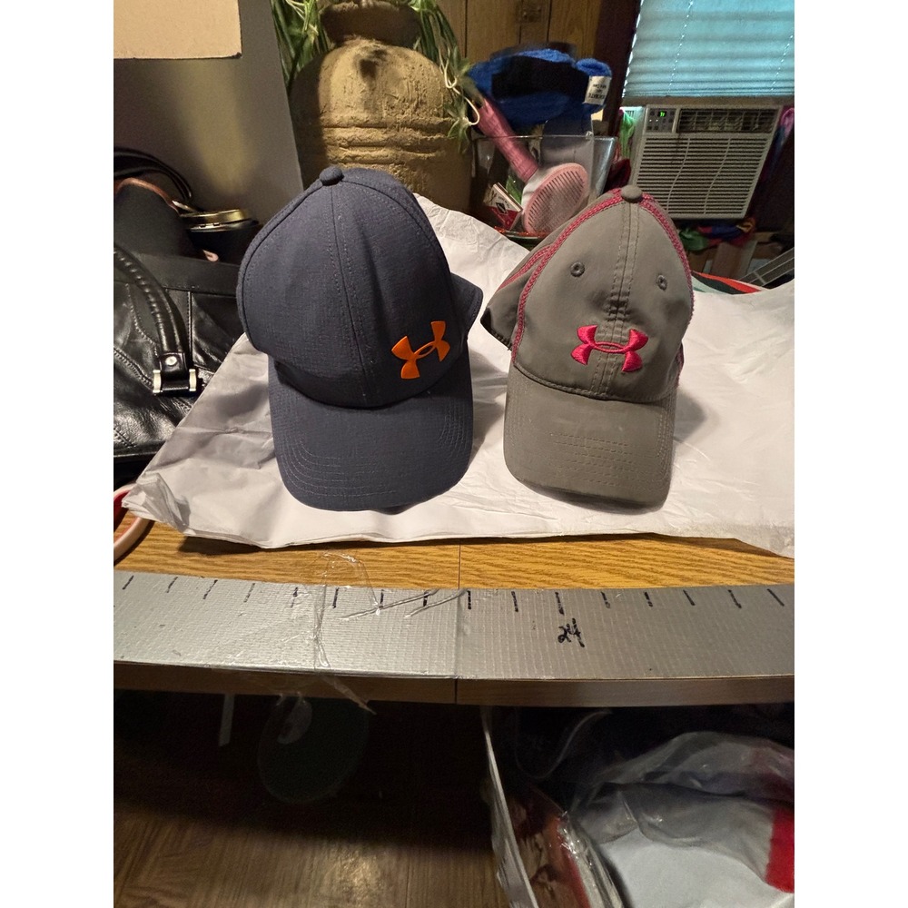 Under Armour unisex Caps Lot of 2 Navy Gray Heatgear Logo Baseball Hat